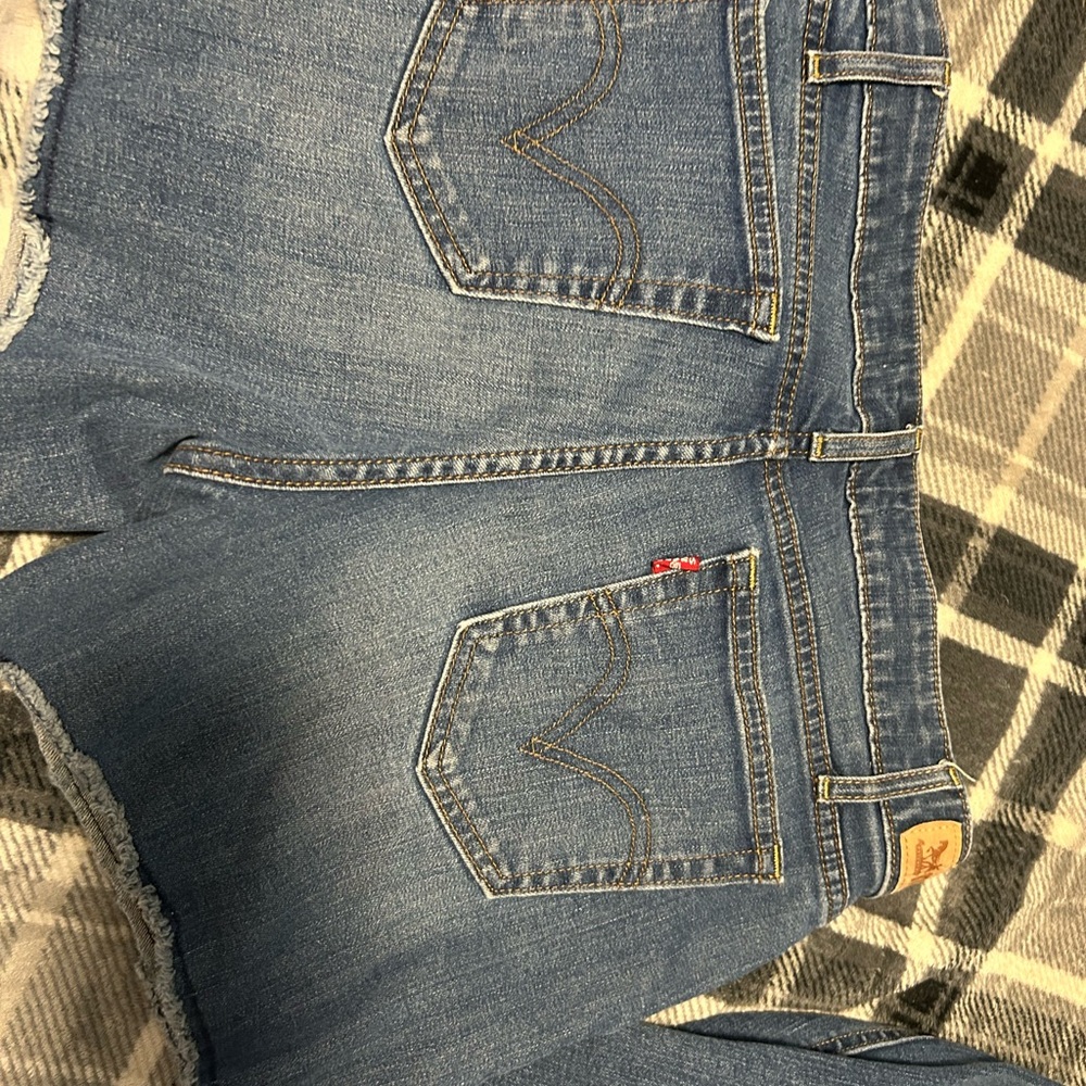 Levi shorts